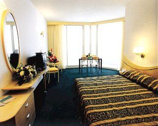 Nirvana On The Dead Sea Resort Ейн Геди Екстериор снимка